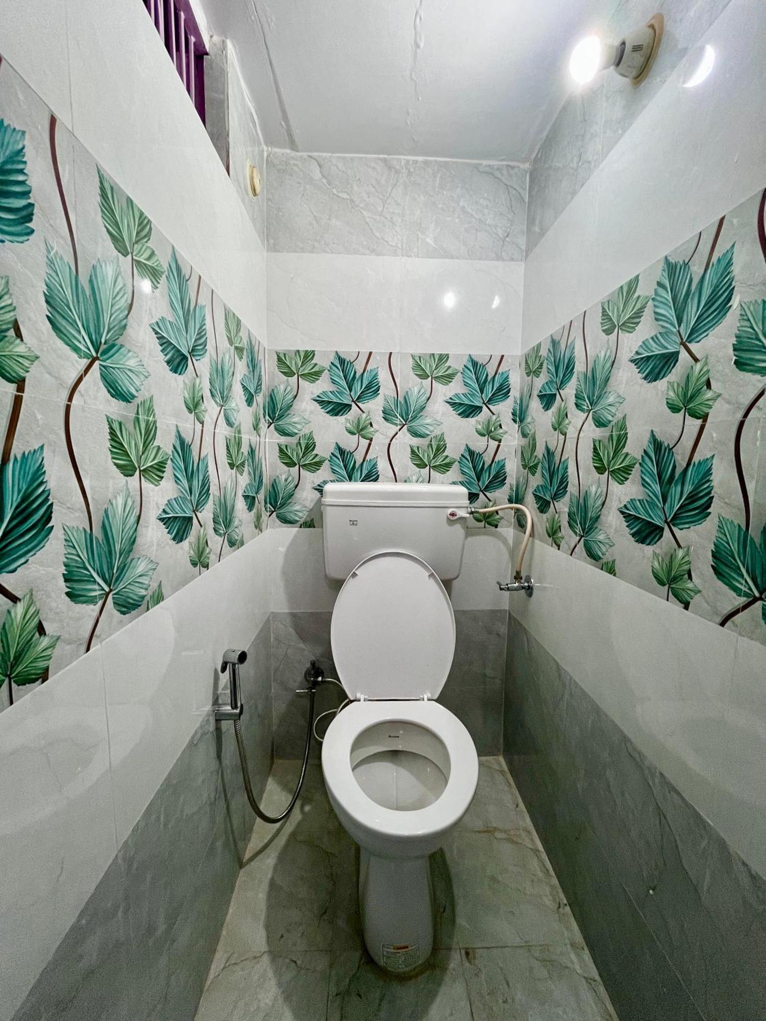 Trilok Residency - Dashashwamedh Varanasi Exteriör bild