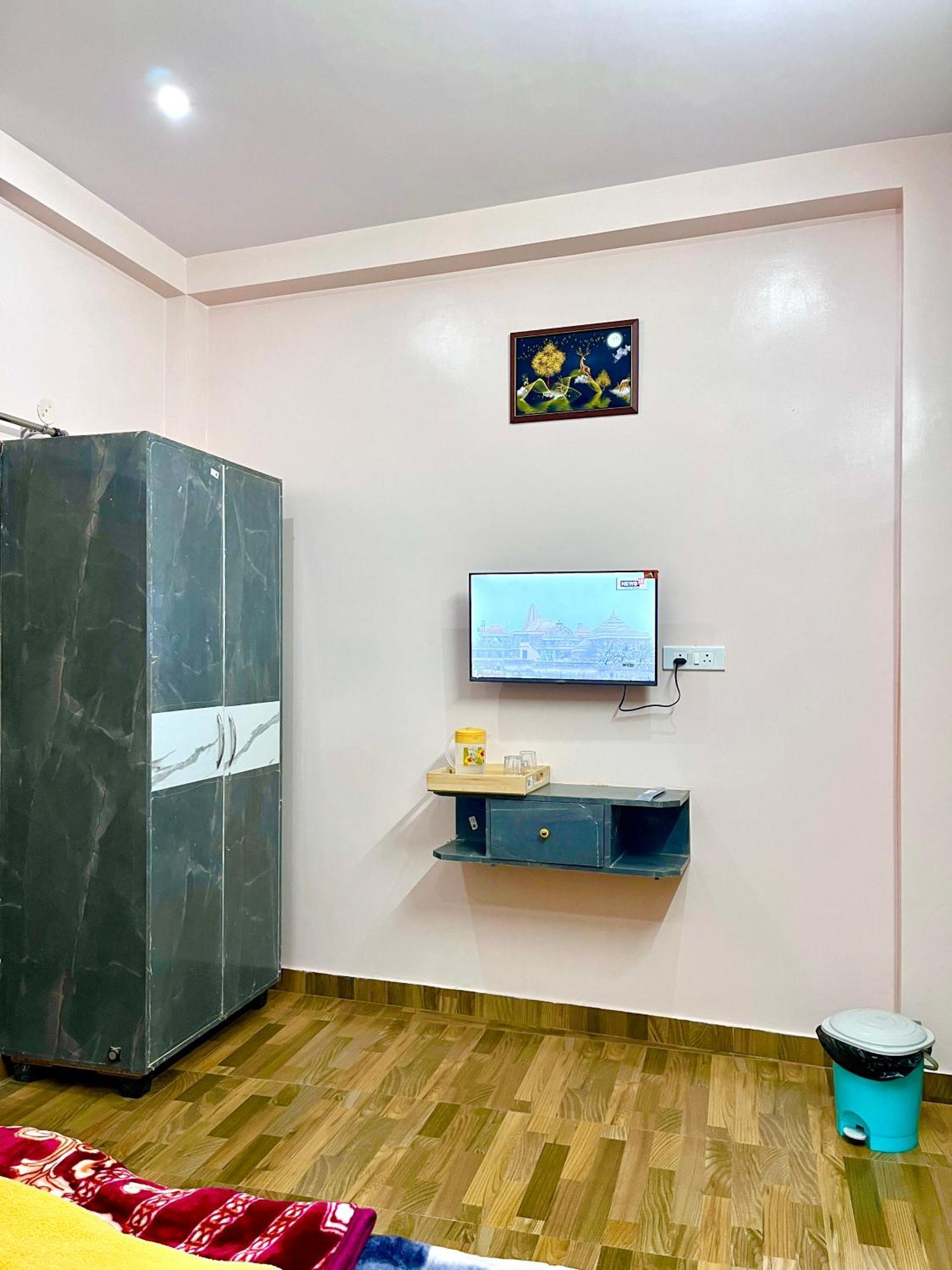Trilok Residency - Dashashwamedh Varanasi Exteriör bild