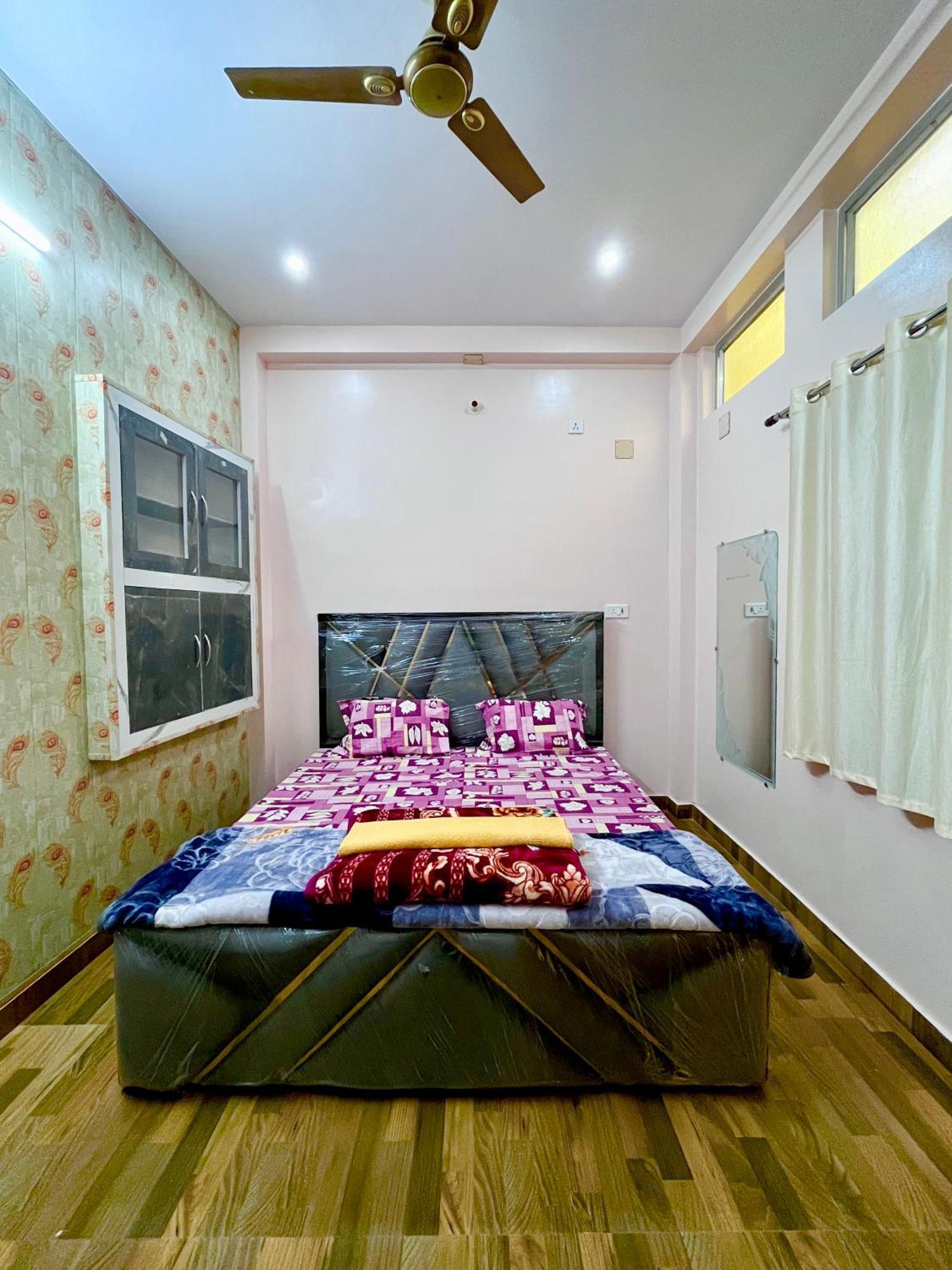 Trilok Residency - Dashashwamedh Varanasi Exteriör bild