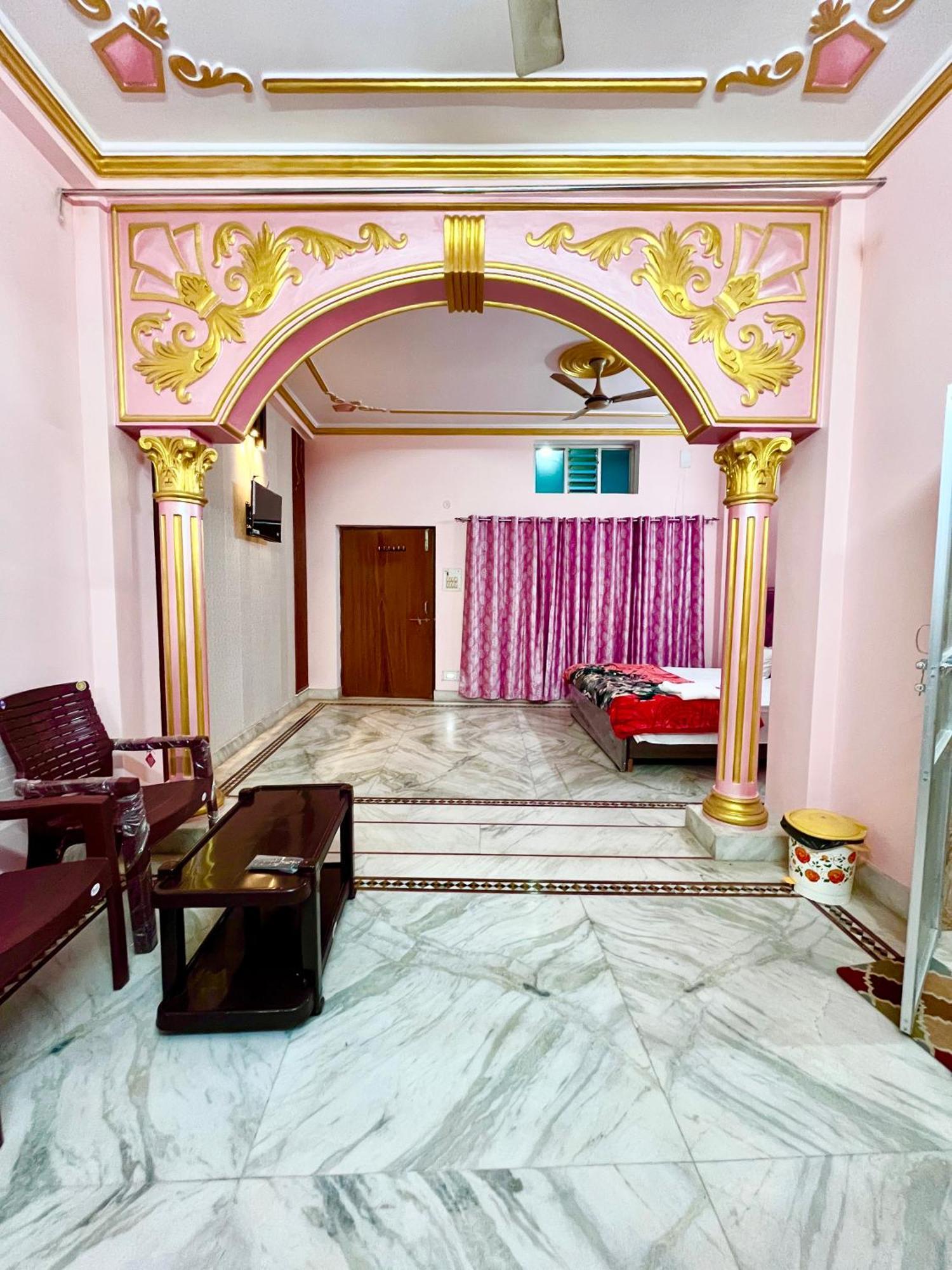 Trilok Residency - Dashashwamedh Varanasi Exteriör bild