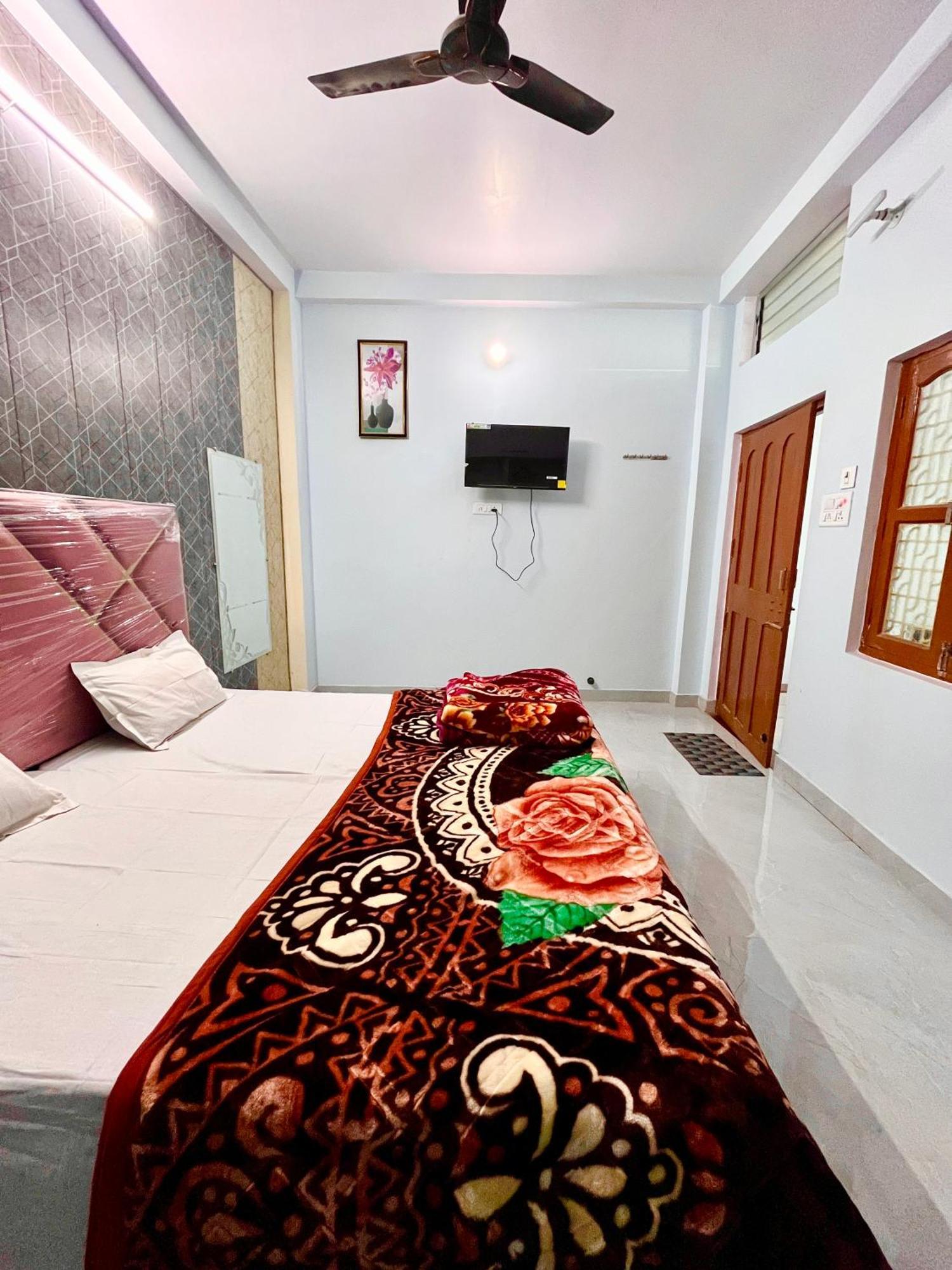 Trilok Residency - Dashashwamedh Varanasi Exteriör bild