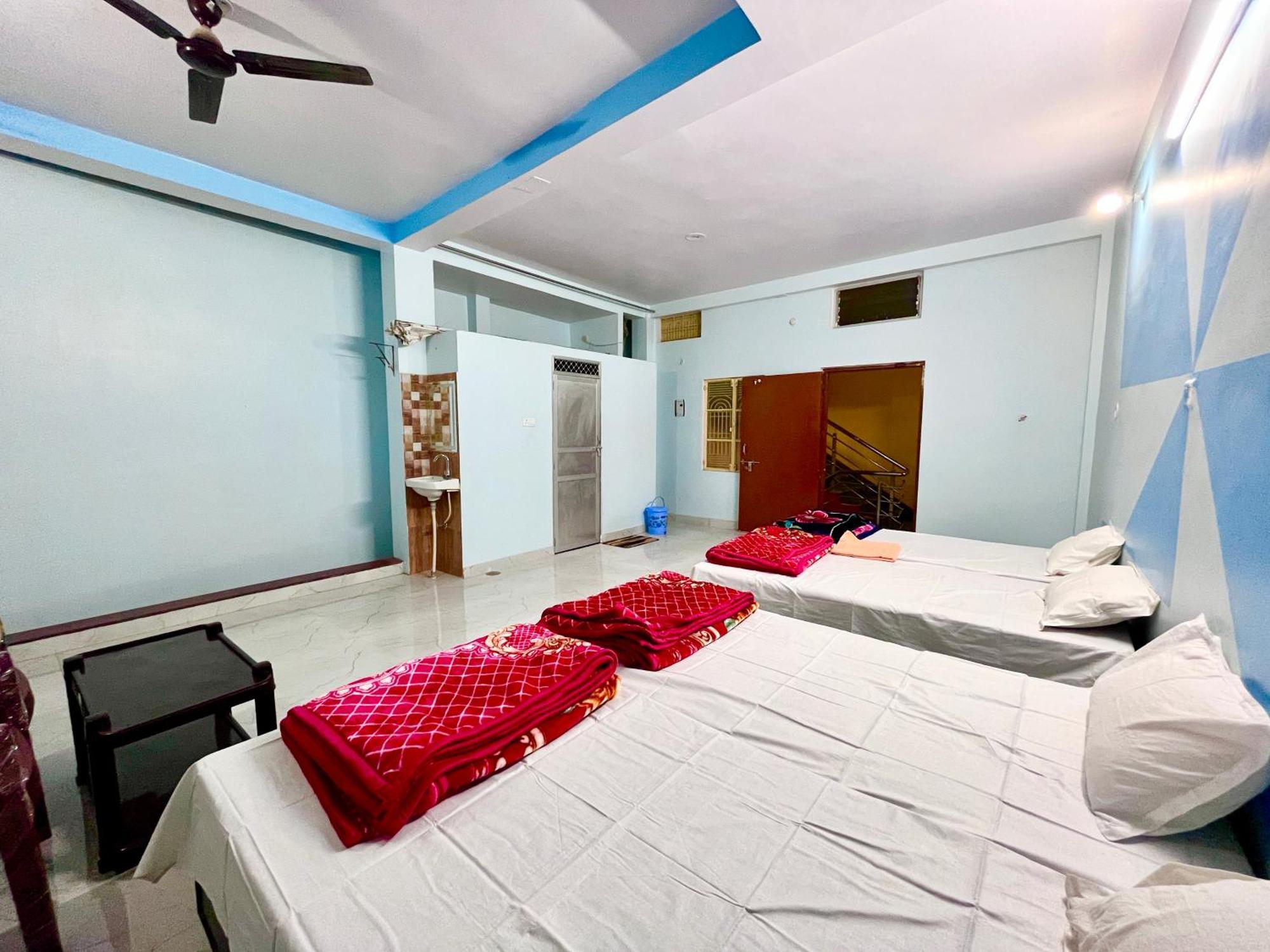 Trilok Residency - Dashashwamedh Varanasi Exteriör bild