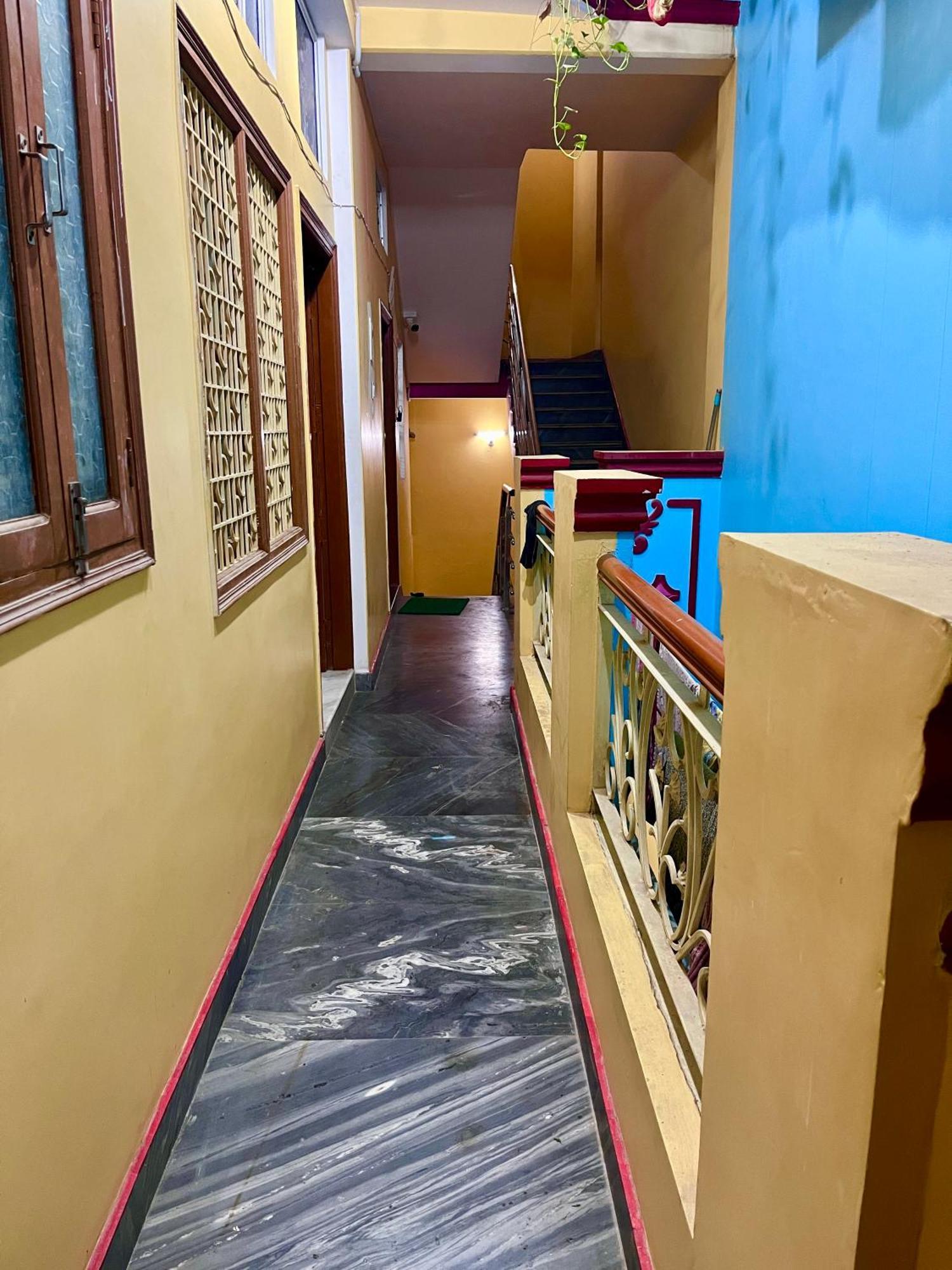 Trilok Residency - Dashashwamedh Varanasi Exteriör bild