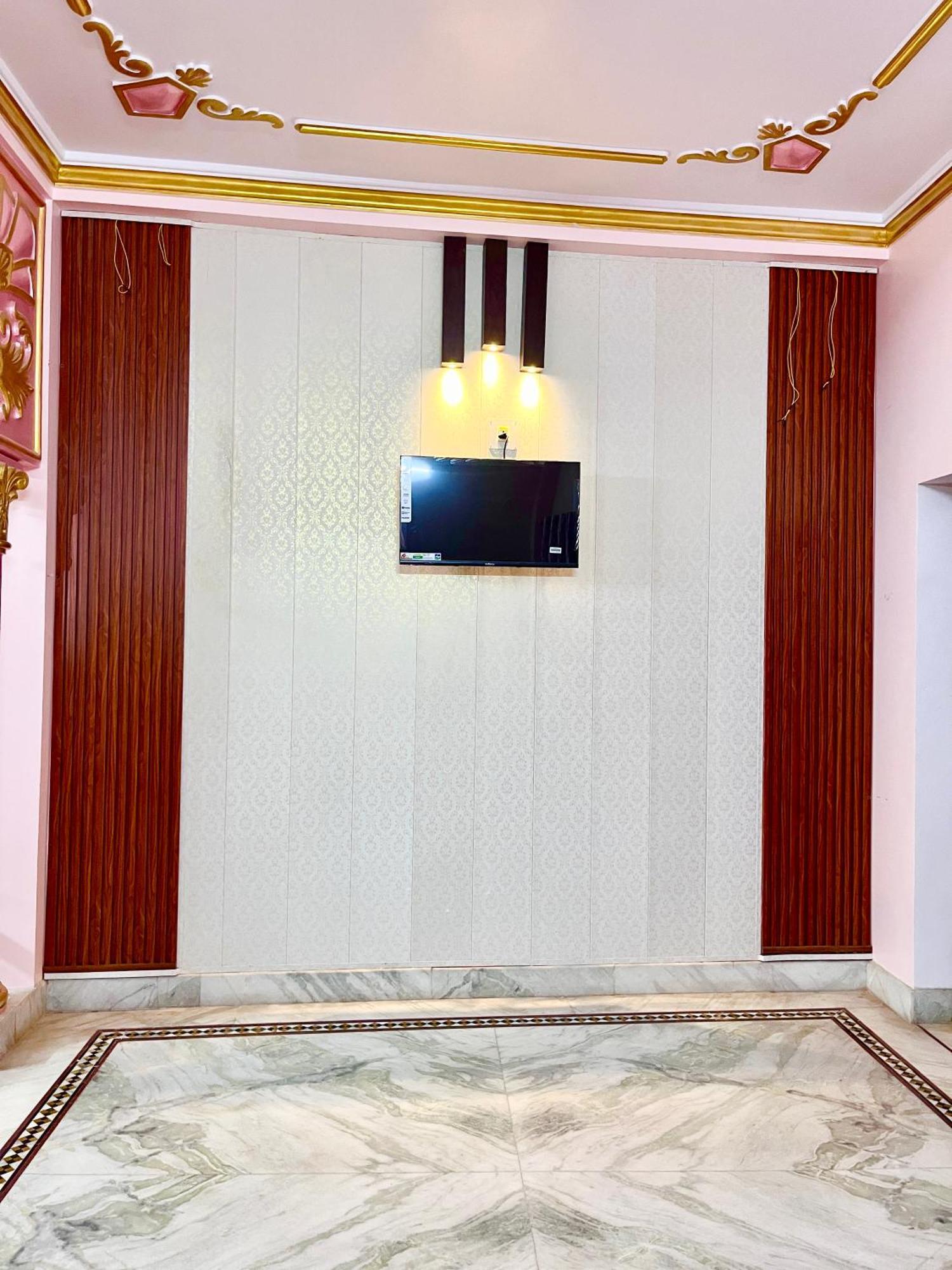 Trilok Residency - Dashashwamedh Varanasi Exteriör bild